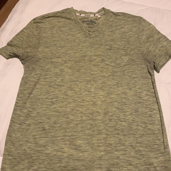 Guess men T-shirt - Picture 2 of 5
